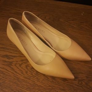 TALBOTS Slyvie Kitten Heel Pumps 7.5 Solid Nude